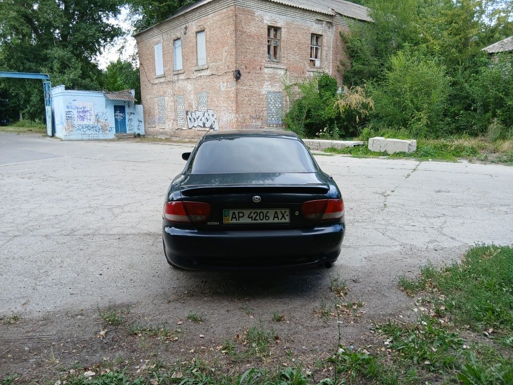 Авто Маzda xedos 6