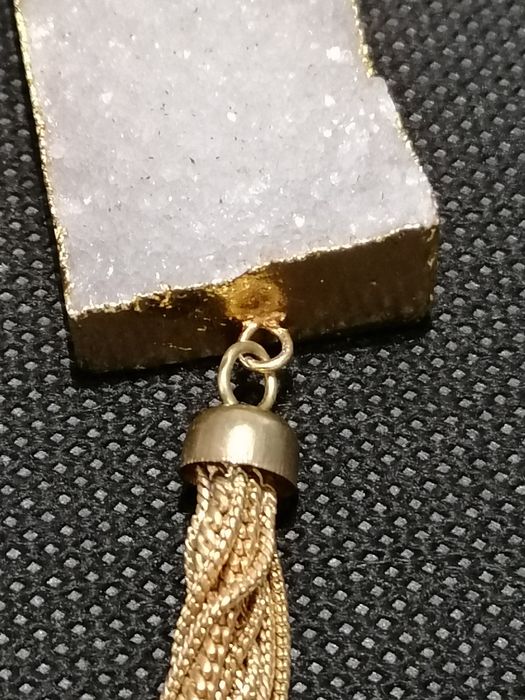 Bonito e elegante colar de contas com pingente em pedra Ágata