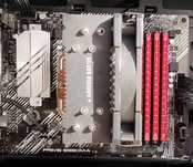 Sprzedam zestaw Ryzen 5600 + B550 + DDR4 32 GB 3733 Mhz