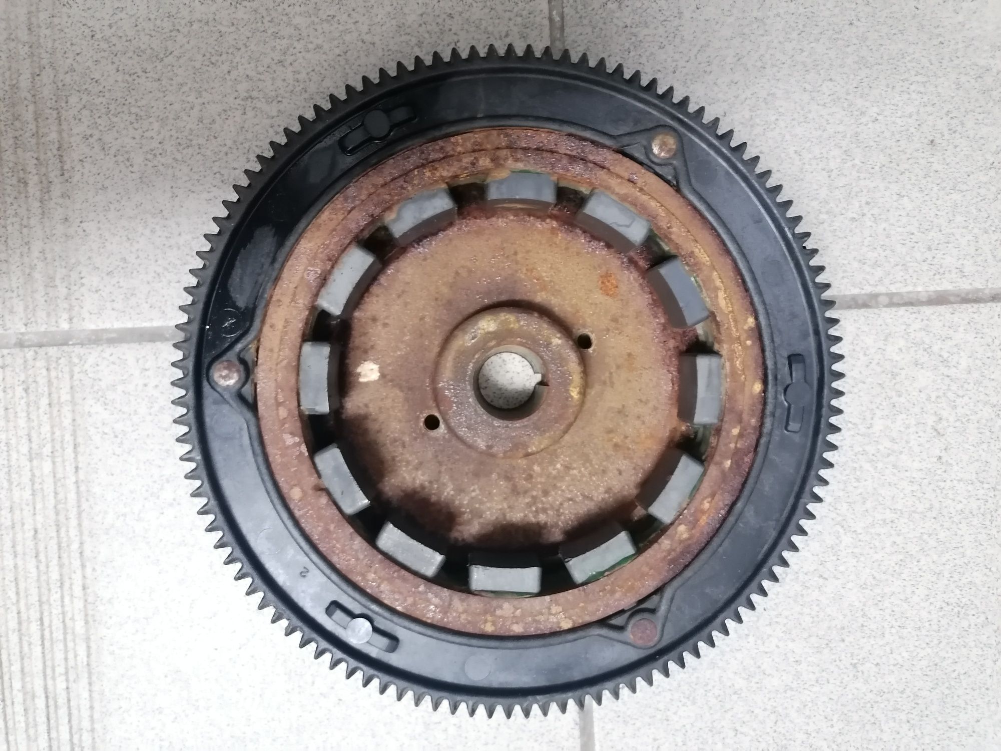 Koło zamachowe do traktorek kosiarka silnik intek 20hp v-twin 214618