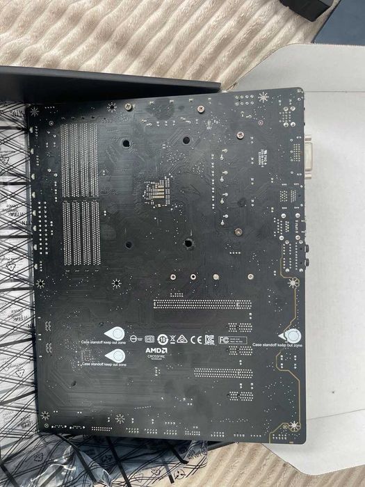 Материнськ плата MSI b450 tomogavk max