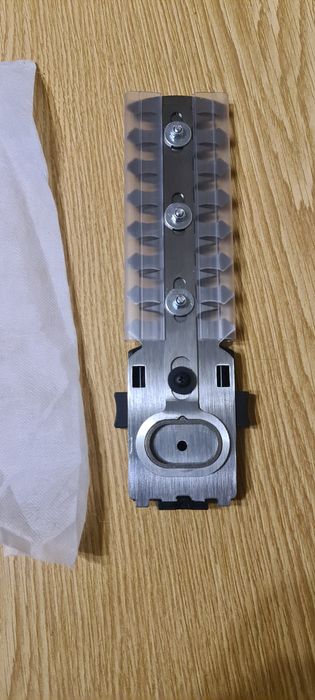 Ніж для ручного кущоріза