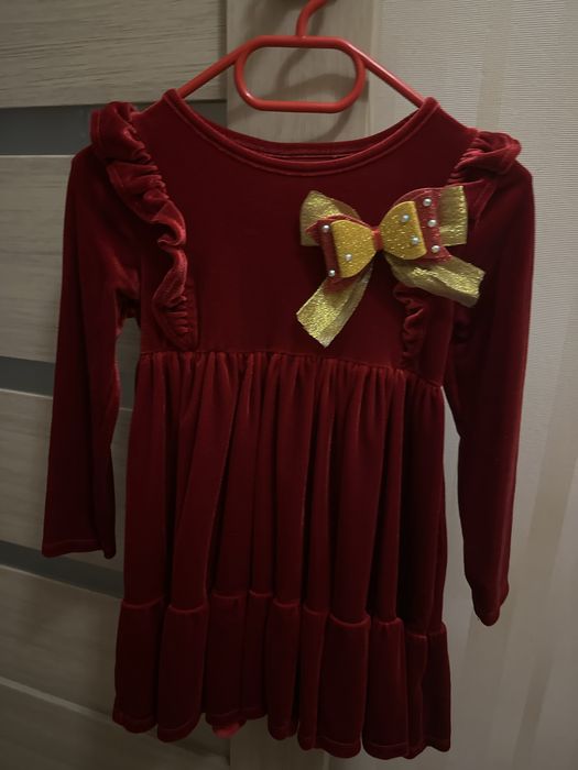 Шикарне бархатне плаття 5