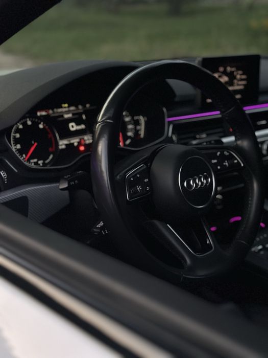 Продам Audi a5 S- Line