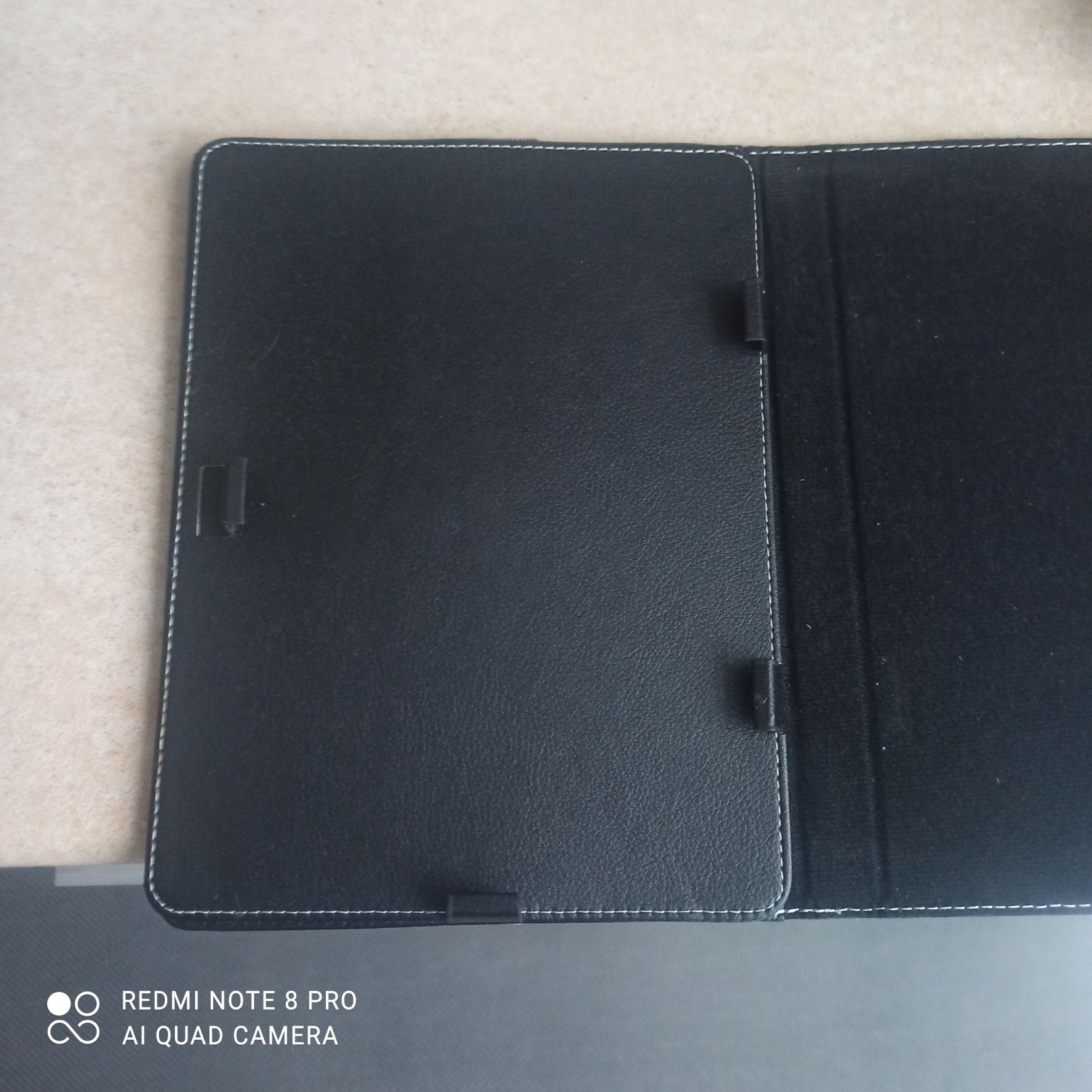 Etui tablet 10 stan bdb