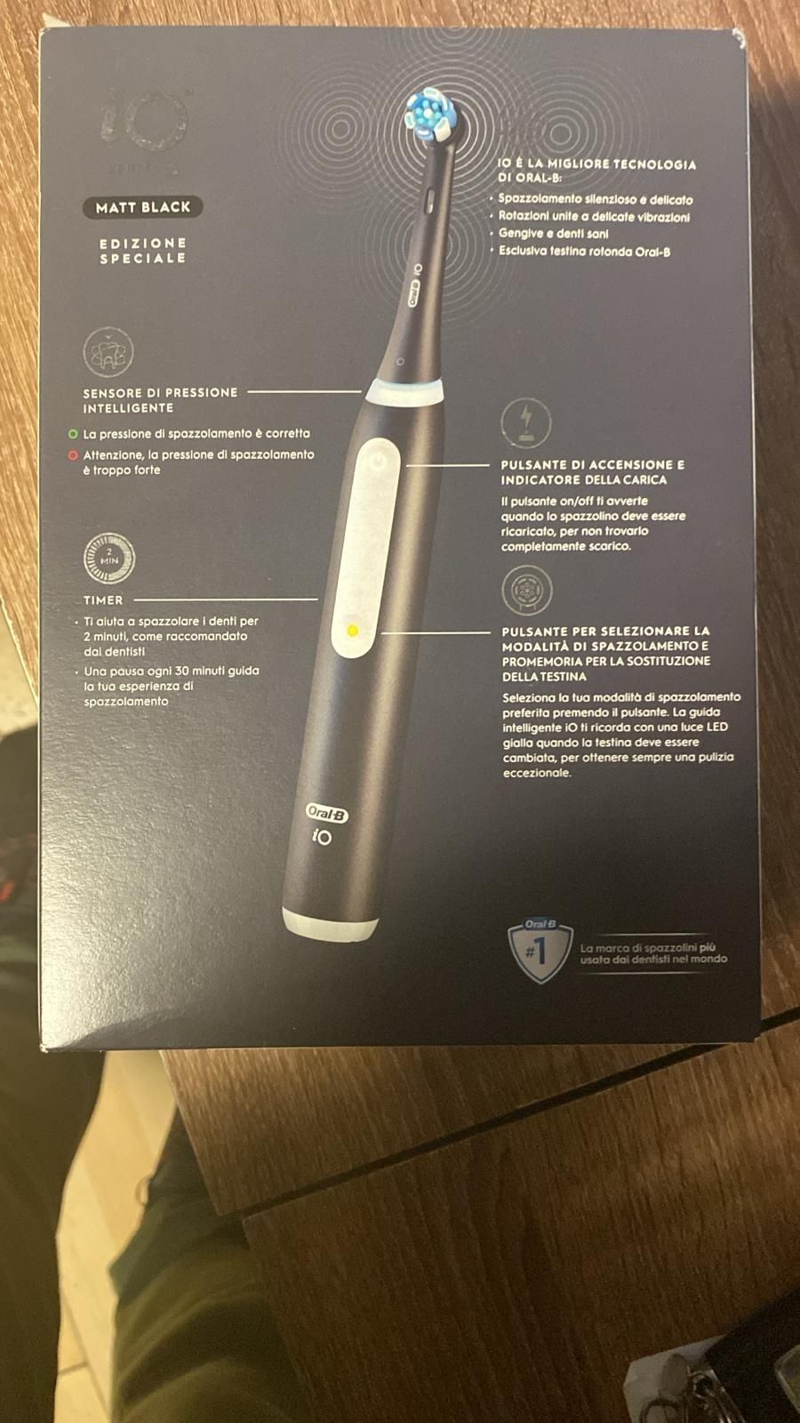 Зубна щітка Oral-B iO Series 3 iOG3.1B6.2K Black