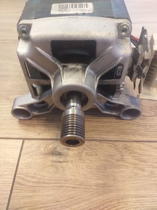 Silnik napędzający do pralki Electrolux EWS 10610 W / 12610 W