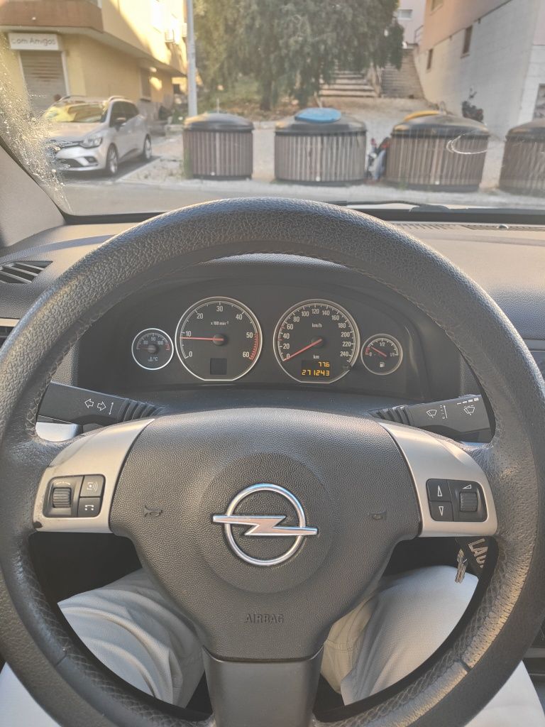 Opel Vectra C caravan