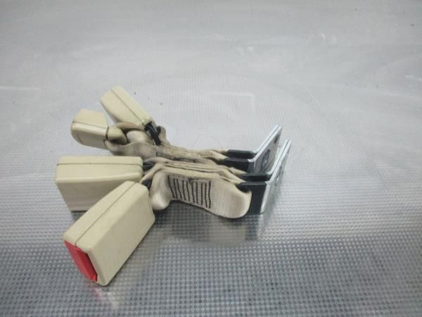 Encaixe de cinto trás direito JAGUAR XF (X250)