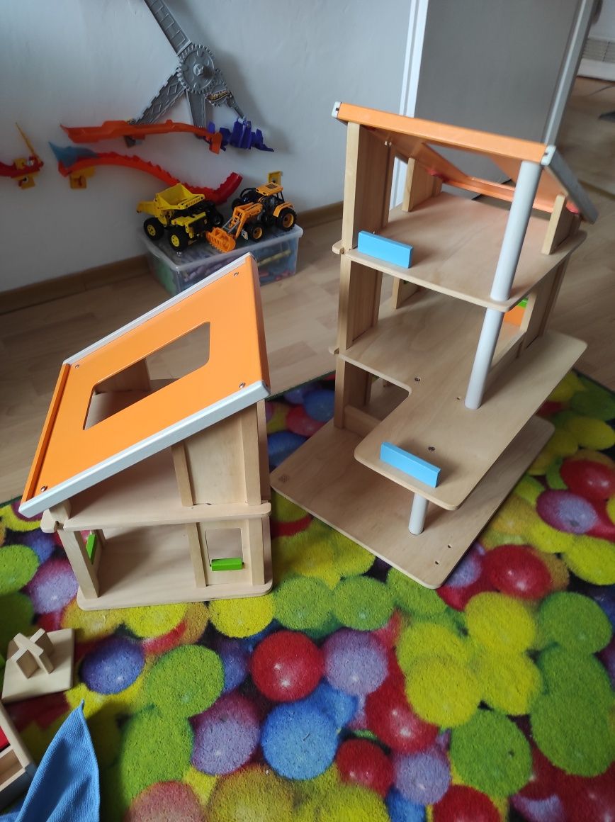 Domek drewniany Plan Toys plus akcesoria