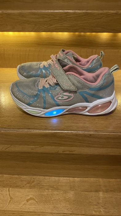 Buty skechers 32