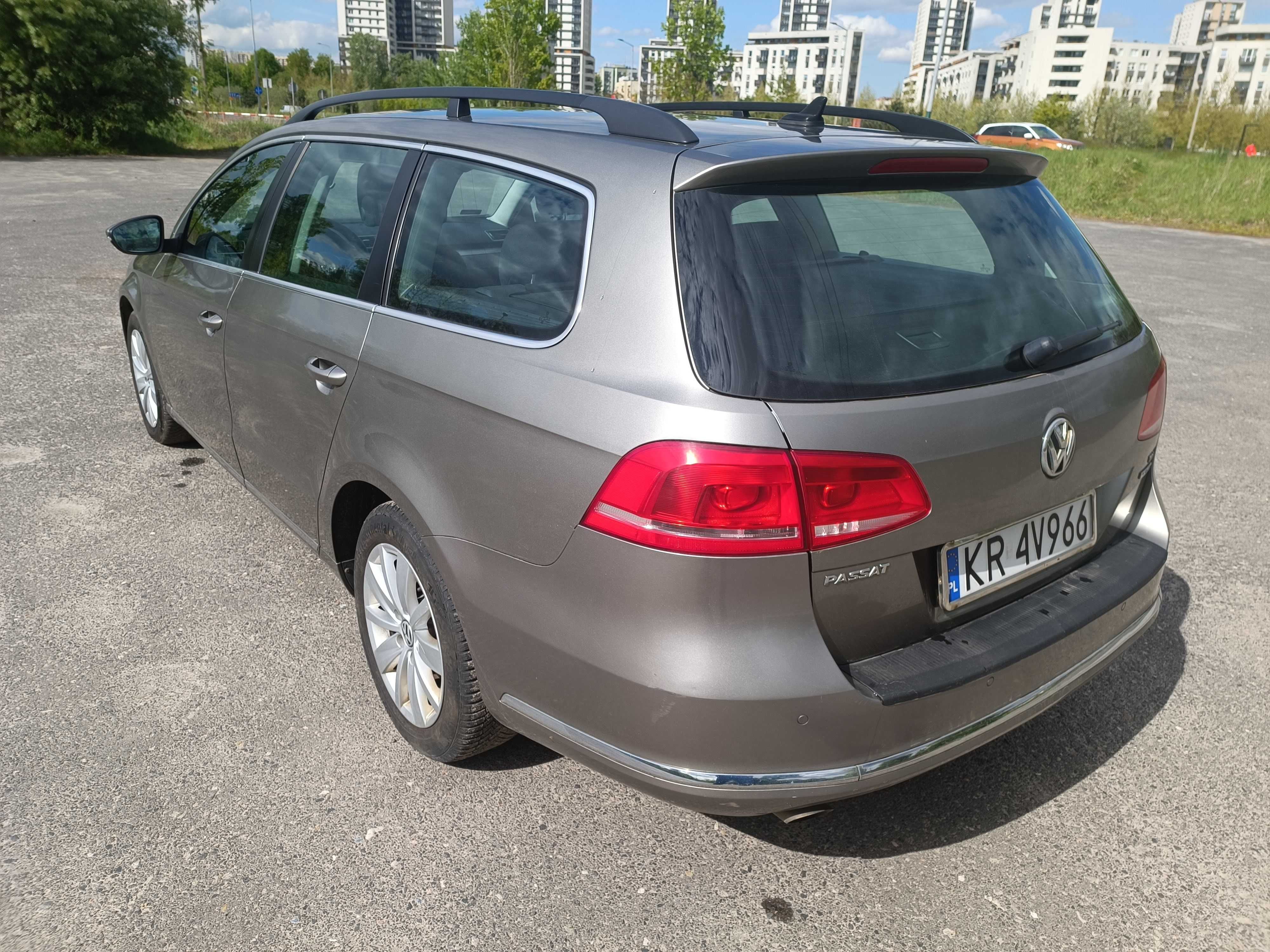 Volkswagen Passat Variant 1.6 TDI BlueMotion NAVI