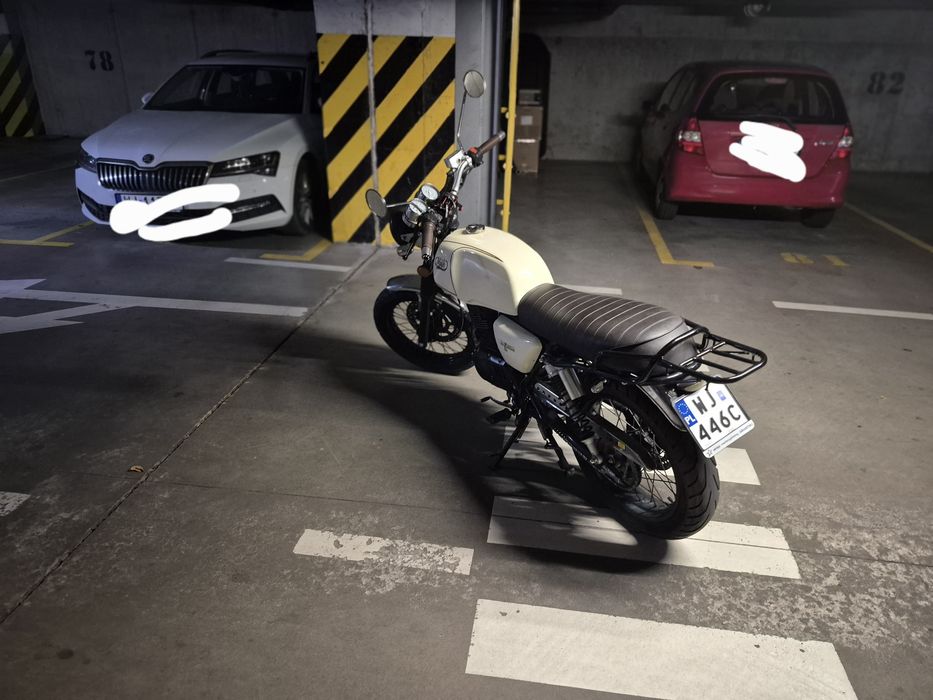 Mash 125 brown edition