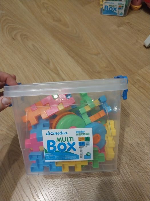 Дитячі іграшки різні, для хлопчика. Конструктор, термос,