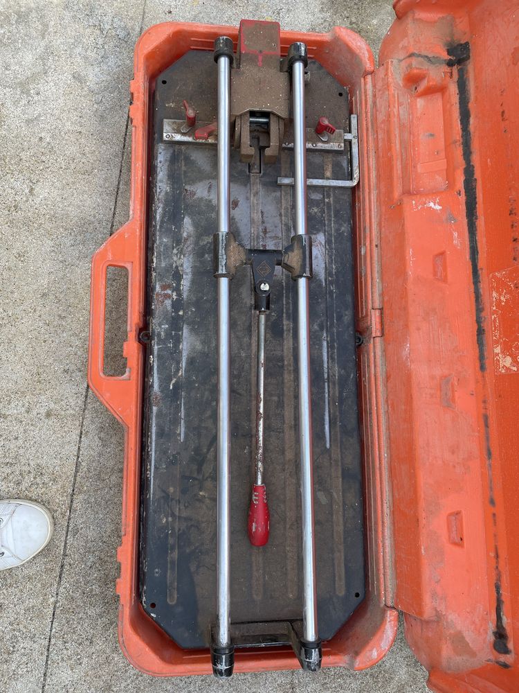 Maquina cortar azulejo Rubi TM-70