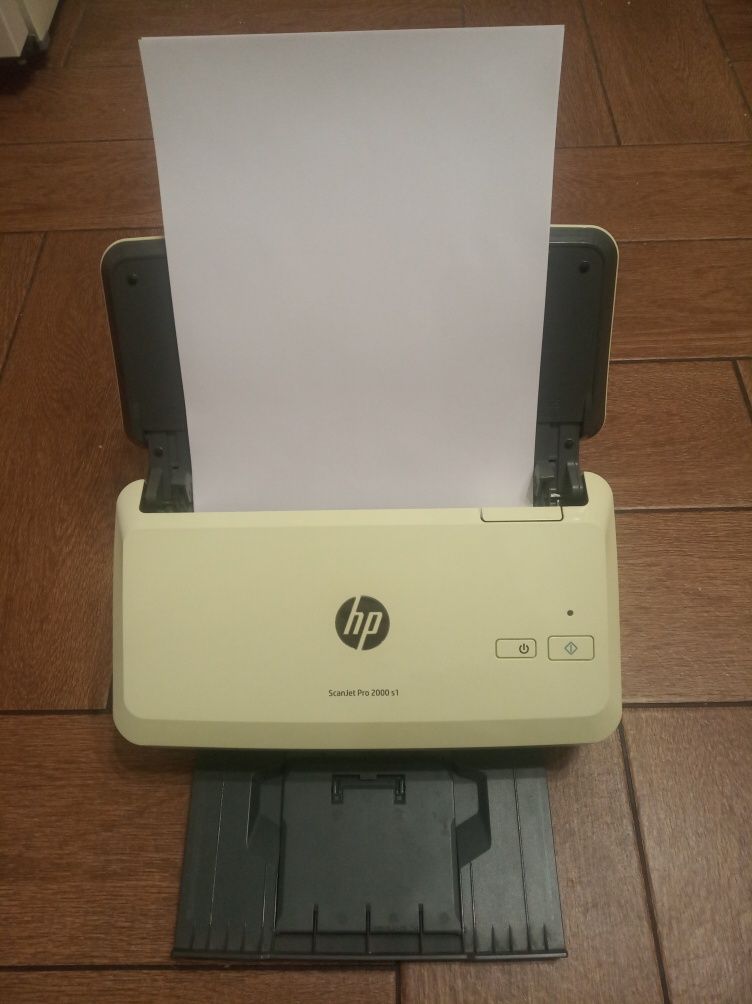 Документ-сканер HP Scanjet Pro 2000 s1