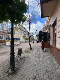 Комерційне приміщення в центрі проспект Чорновола.