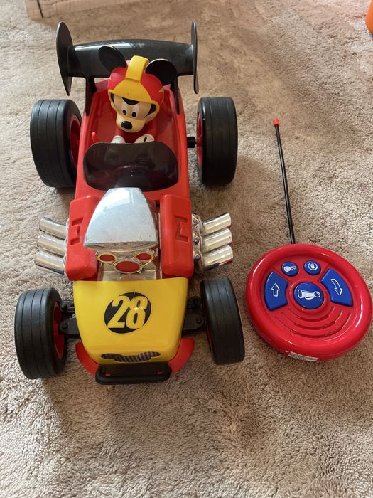 Carro telecomandado Mickey