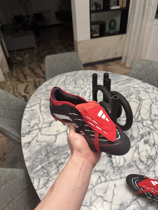 Botas de Futebol com Língua Dobrada BWR Predator Pro – Piso firme