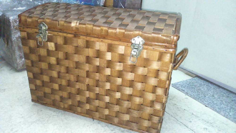 Baú / Arca / Cesta em verga