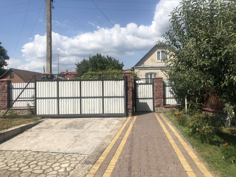 Будинок 2-х поверховий новий