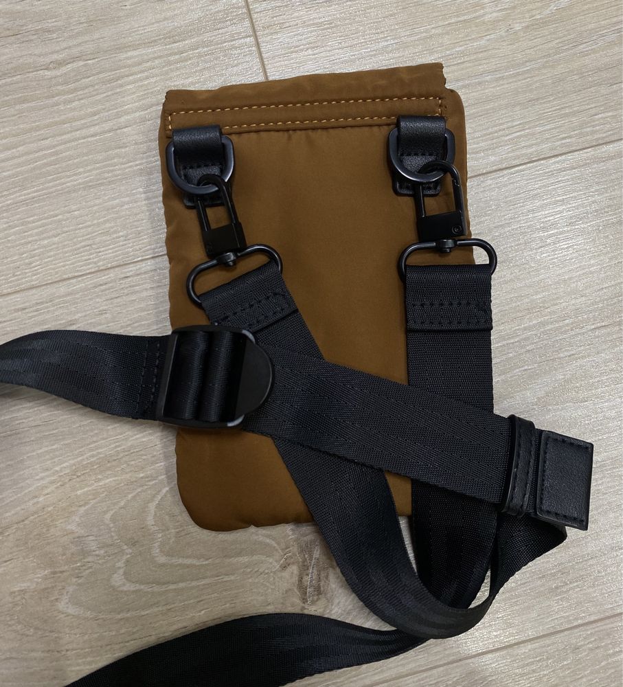 Сумка для мобільного телефону Zara Padded Crossbody bag