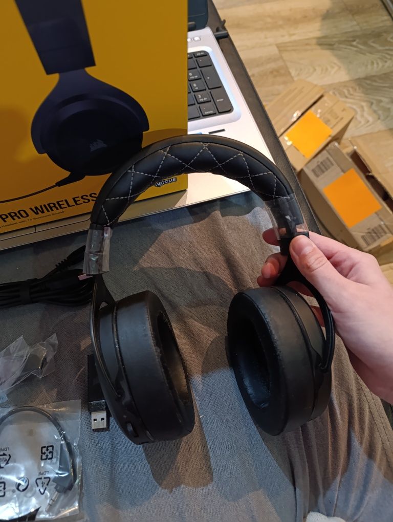 Corsair HS70 Pro Wireless SE Gaming Headset, Czarny