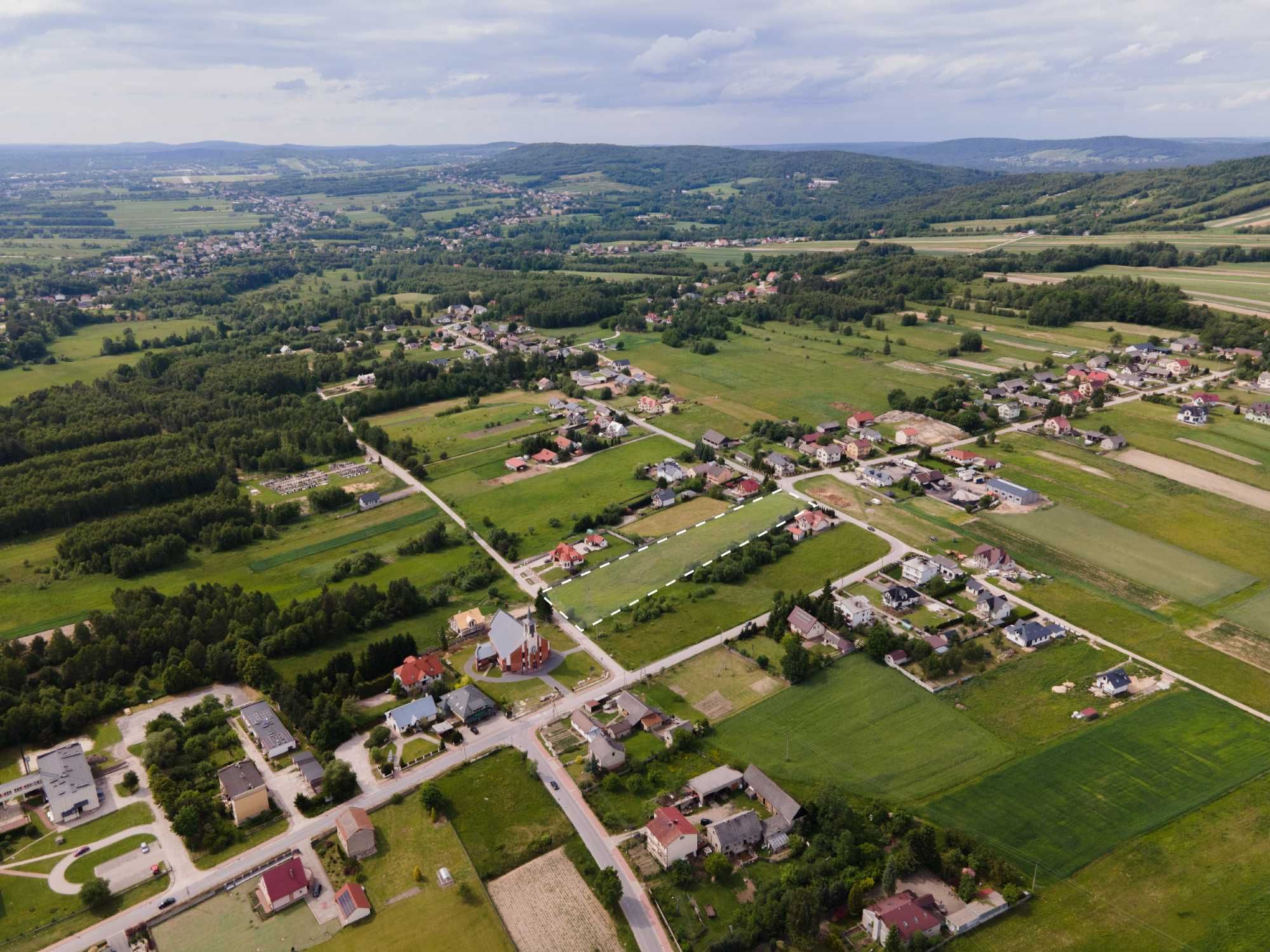 Ustawna duża działka budowlana 5552 m² – Bęczków, gm. Górno – z MPZP