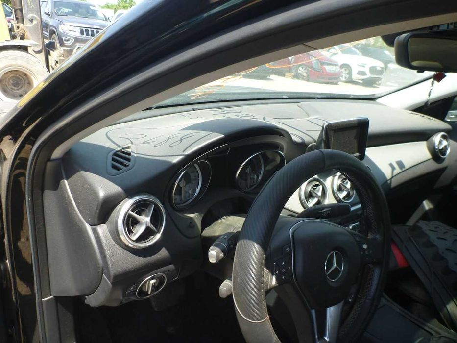 Разборка Mercedes X156 GLA-Klasse ШРОТ США. Запчасти б/у Мерседес Х156