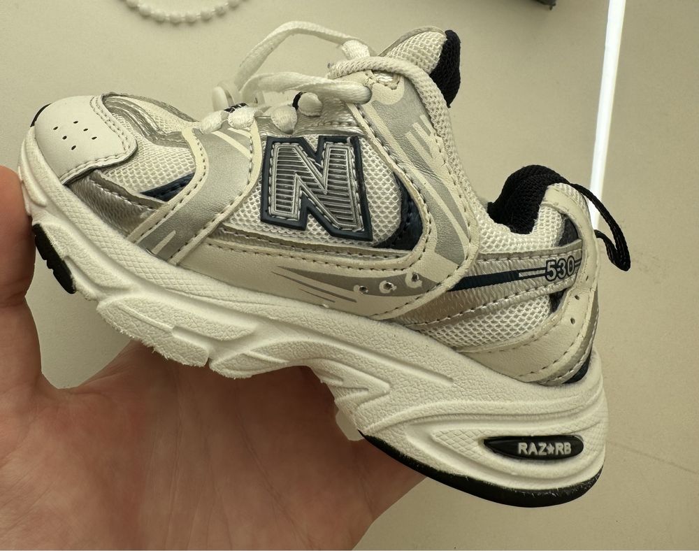 Дитячі кросівки new balance 530