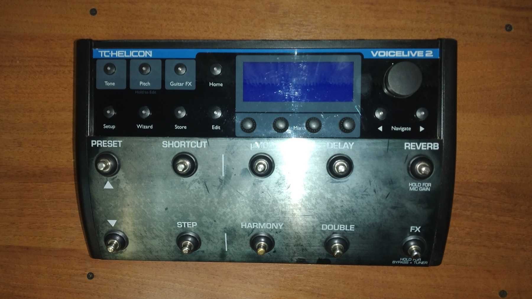 Вокальний процесор TC helicon voicelive 2