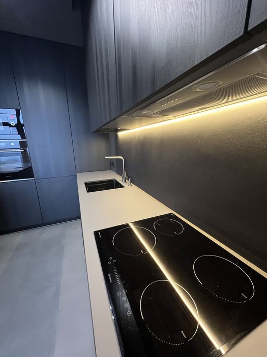 Продаж дуже гарноі кварири , р-н Бам