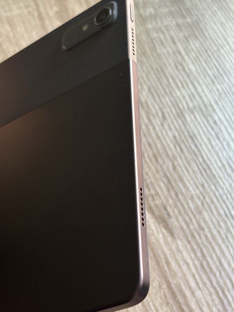 Tablet Lenovo Tab P11 (2nd Gen) z rysikiem