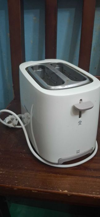 Тостер Philips HD2581