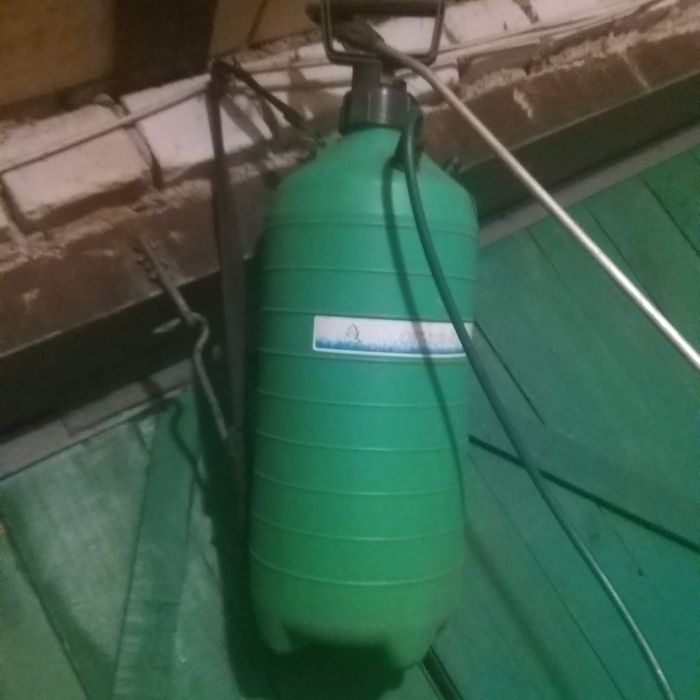 Оприскувач ручний