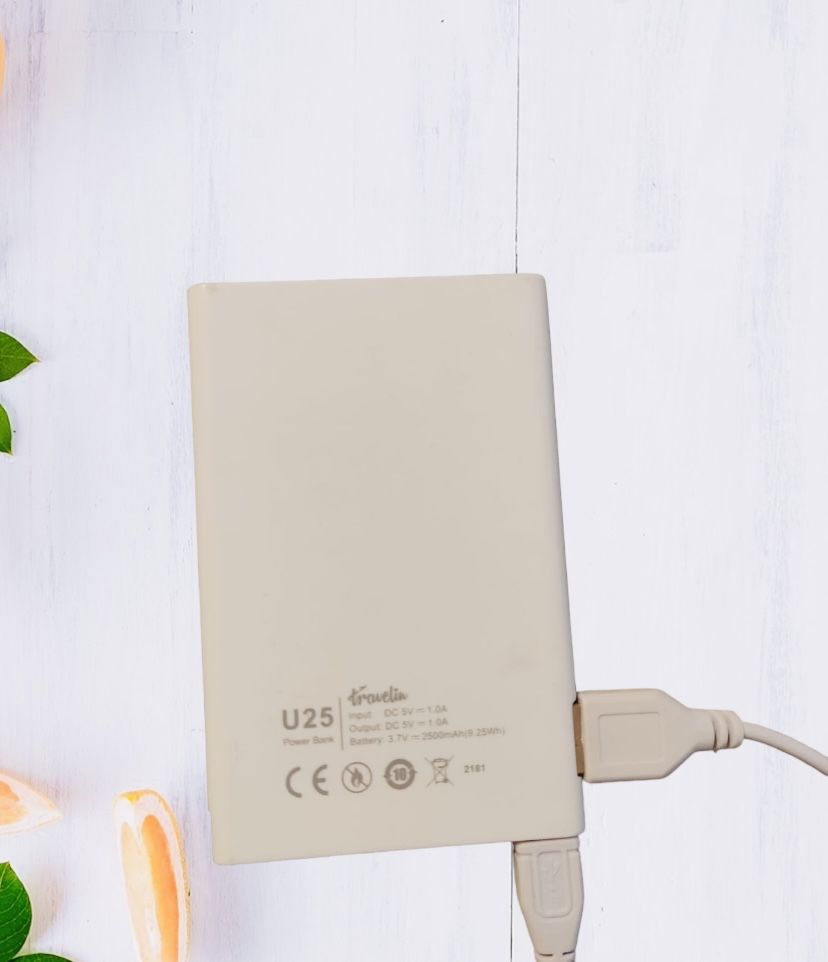 Power bank ładowarka przenośna podróżna 2500 mAh