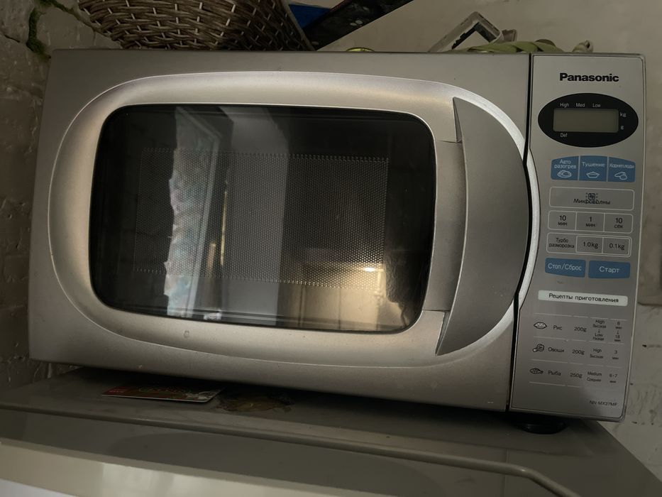 Микроволновка Panasonik