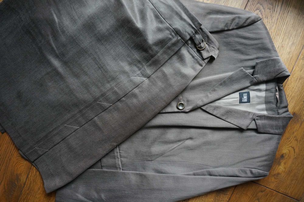 Elegancki kostium damski Telimena rozm.42/168 stan idealny