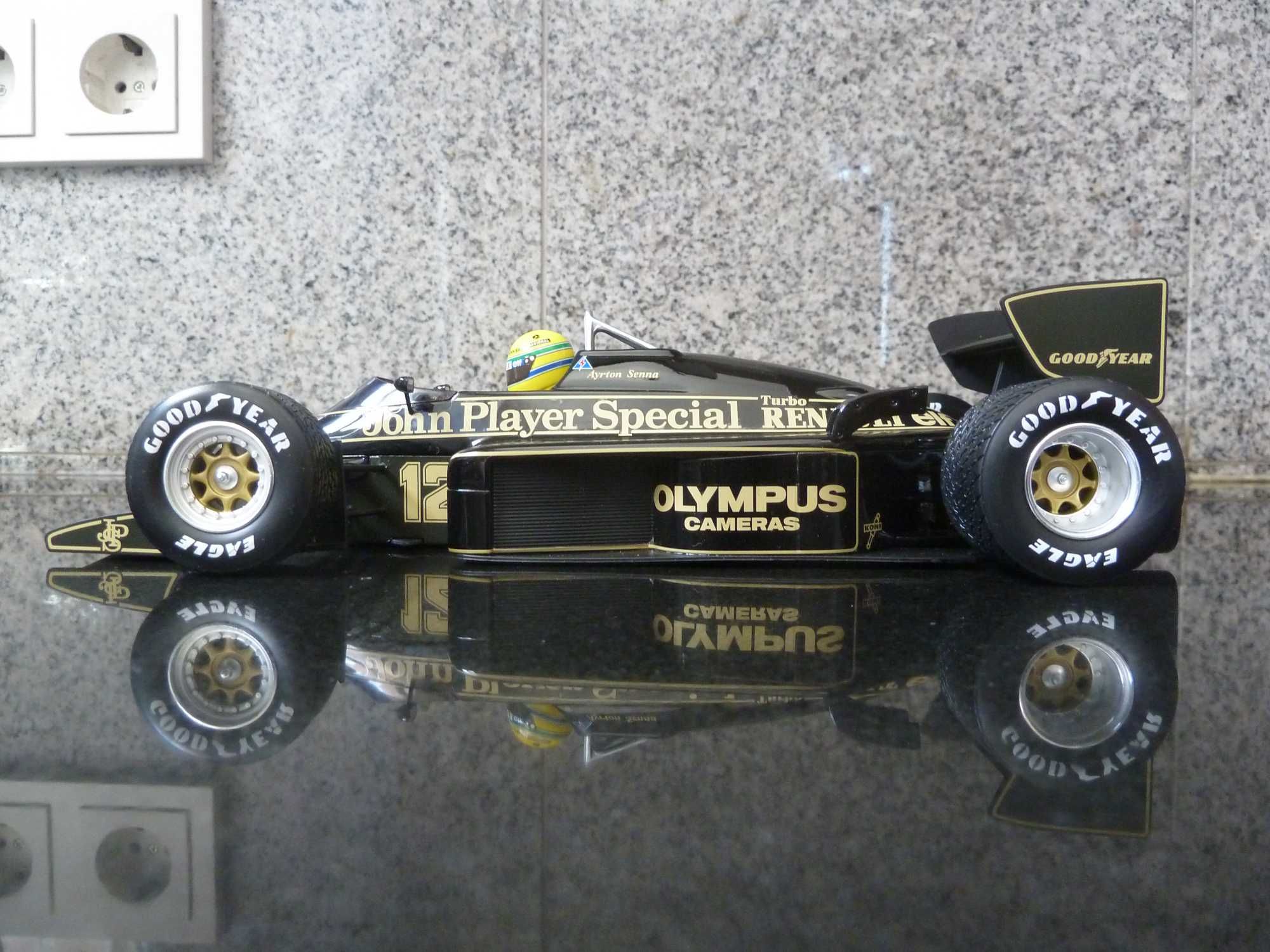 1:18 Minichamps, Lotus 97T, Senna, 1985 Winner GP Portugal, AutoArt