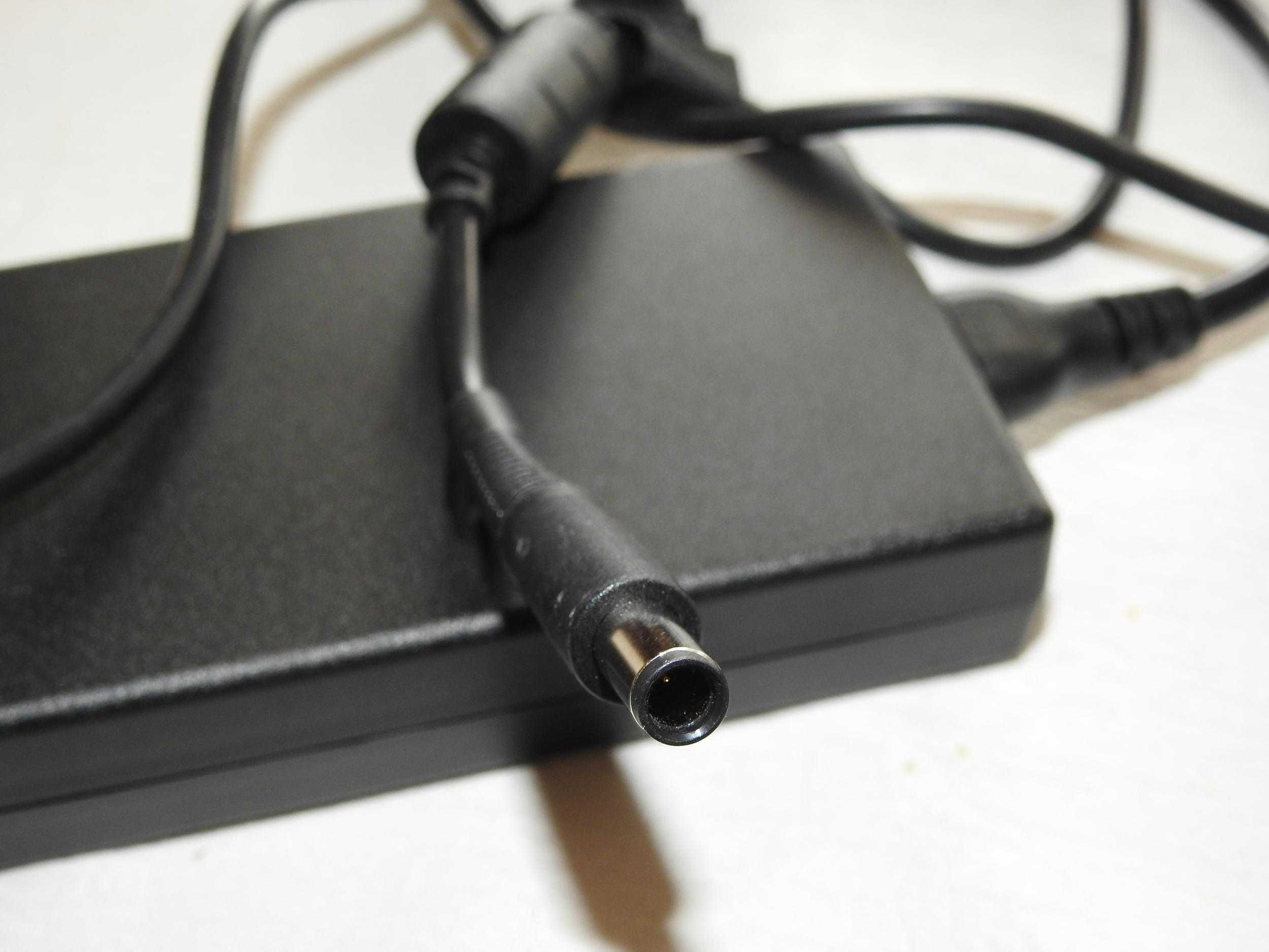 Zasilacz do laptopa/stacji dokującej HP HSTNN-LA25 19V/6.15A - 120W