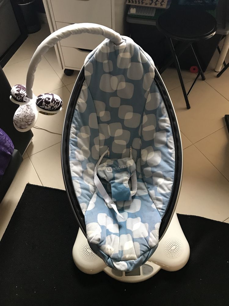 Espreguiçadeira MamaRoo 4 moms