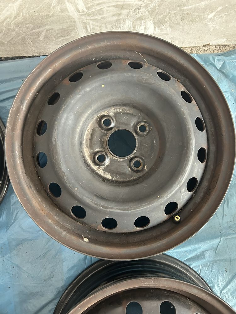 Felgi stalowe TOTOTA R 15 4x100 ptwór 54