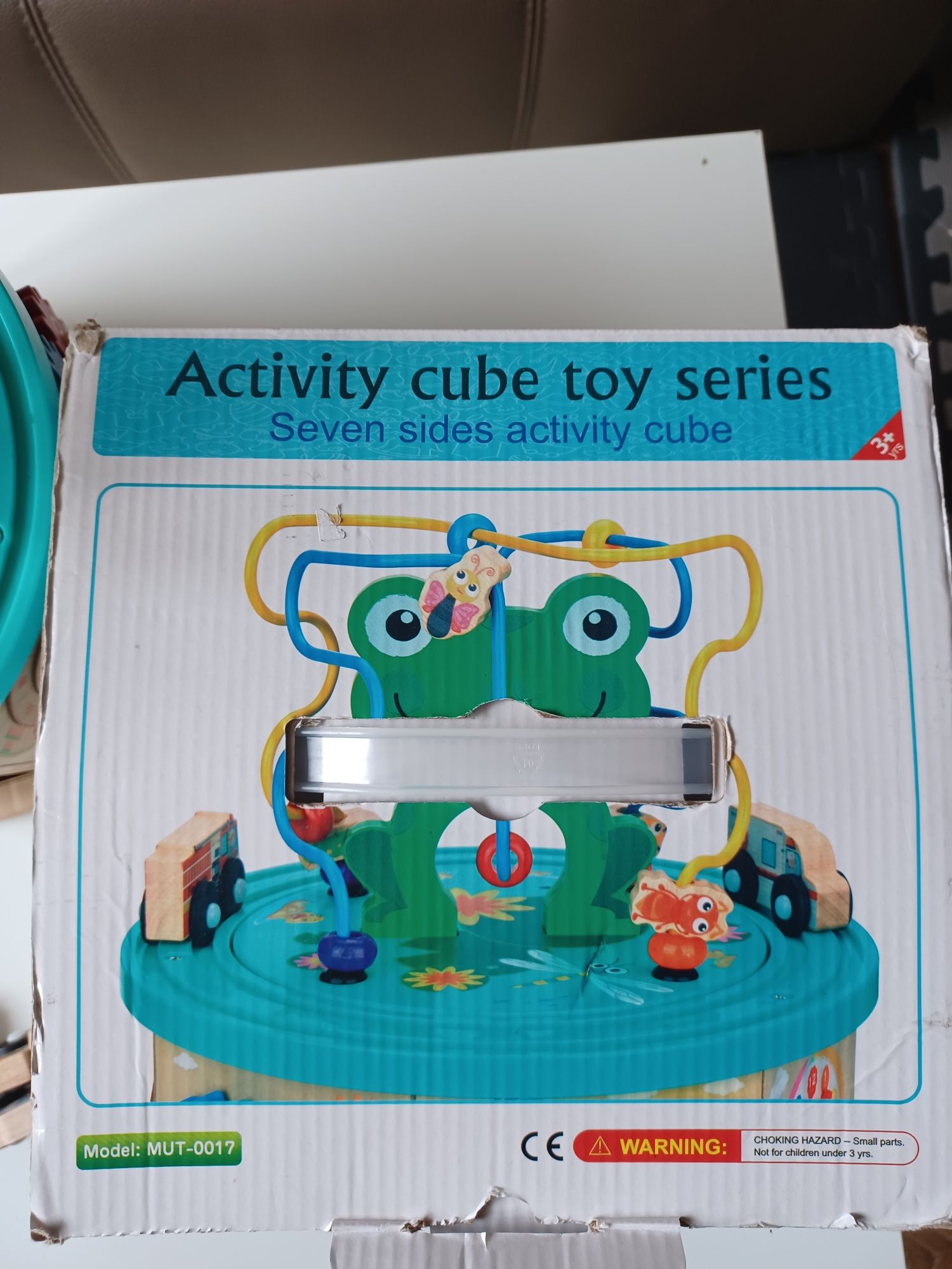 Drewniana kostka aktywizująca - Activity Cube Toy
