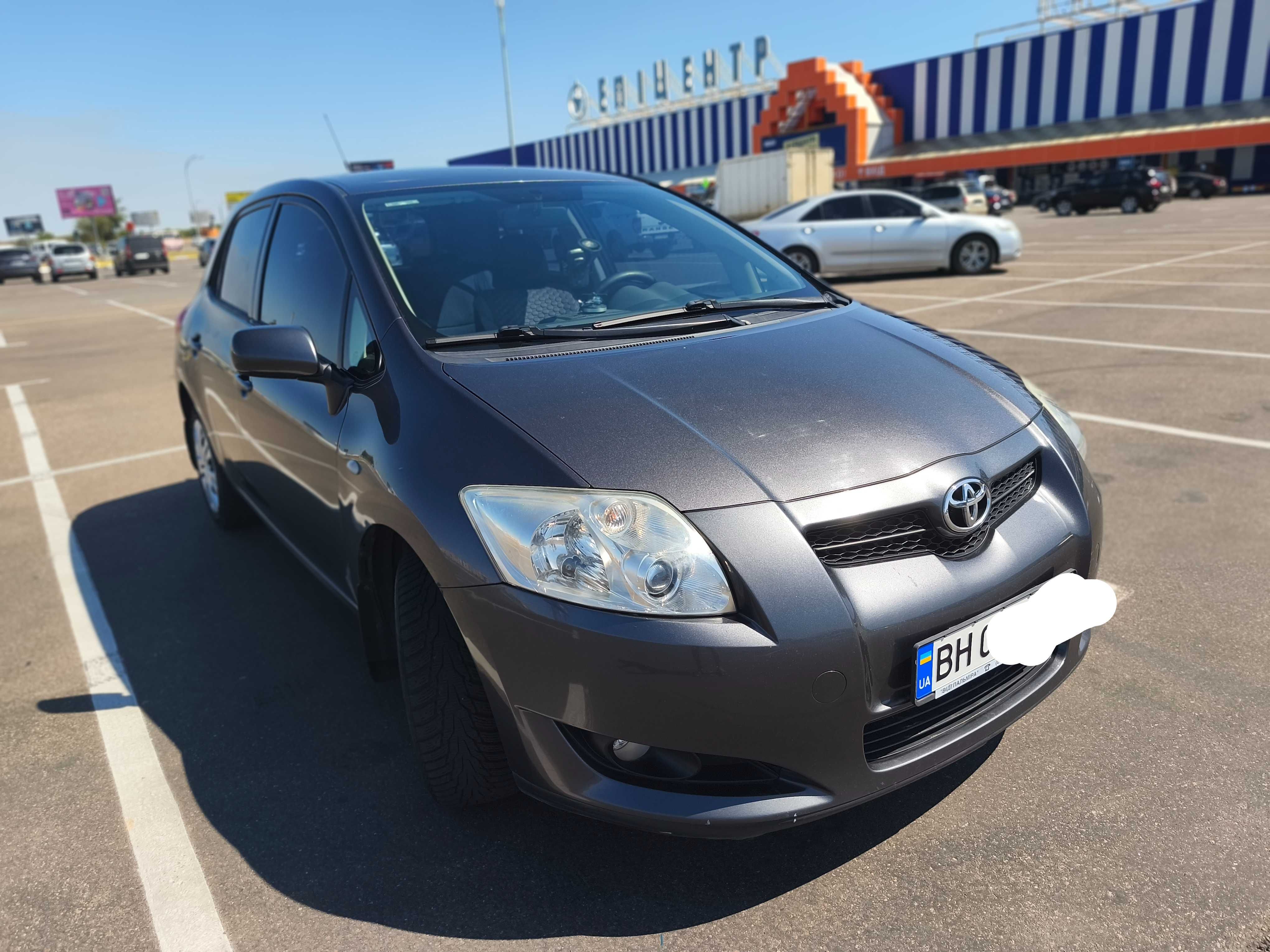 Продам ЖИВОЙ Аурис 2008г. 1.6 газ/бен МКПП Toyota auris МЕХАНИКА