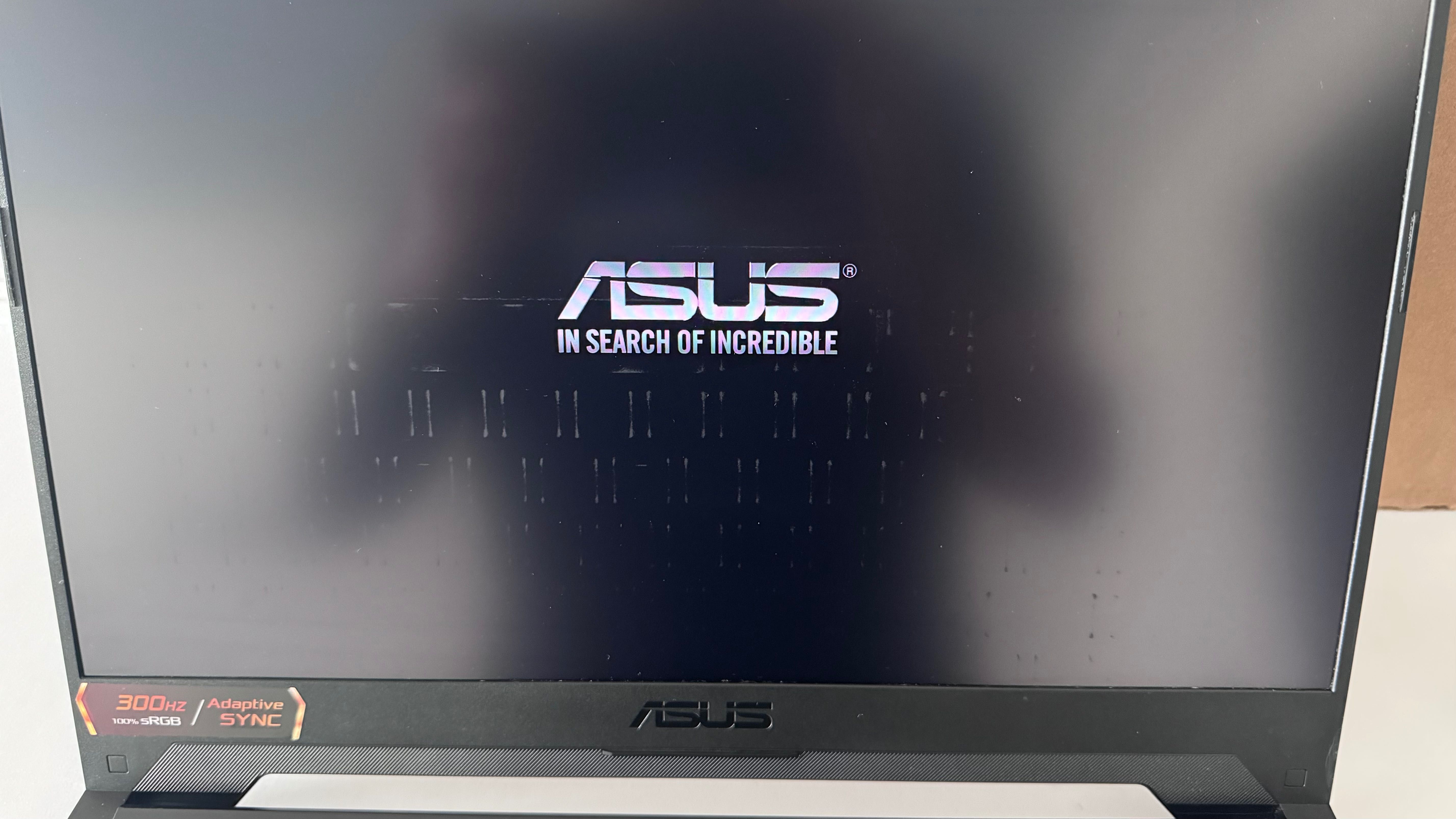 Asus TUF FA507RM ryzen 5 6600h 16gb ddr5 rtx3060 140w 300hz