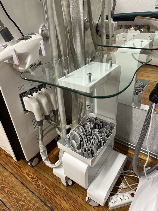 Stolik kosmetyczny zabiegowy