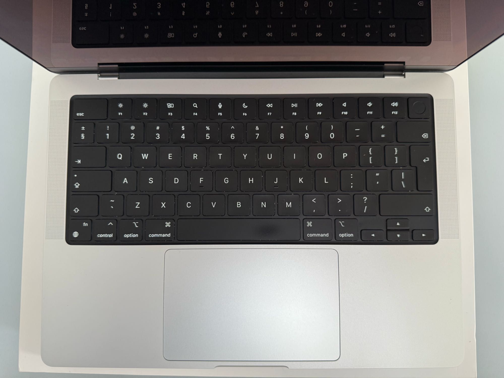 MacBook Pro 14 M1 – bdb stan, minimalnie używany, FVAT 23%