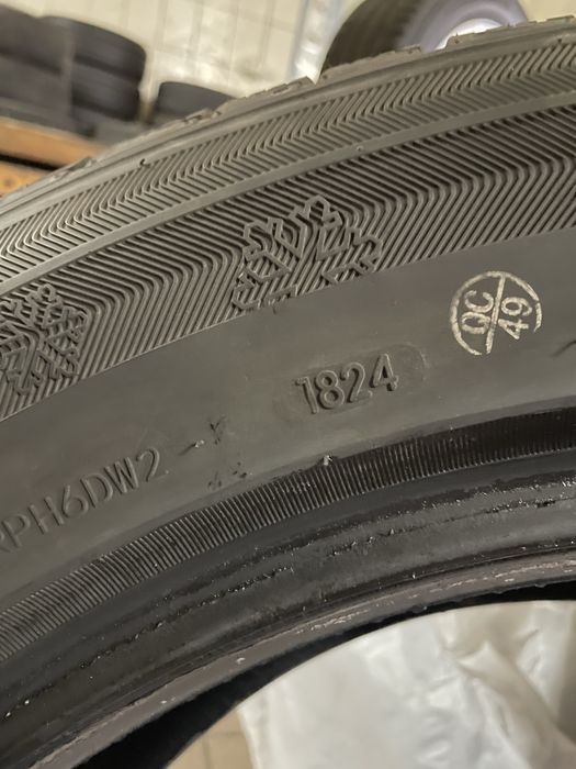 Продам зимові шини DOUBLESTAR WINTERKING DW02 255/55 R19 111T XL