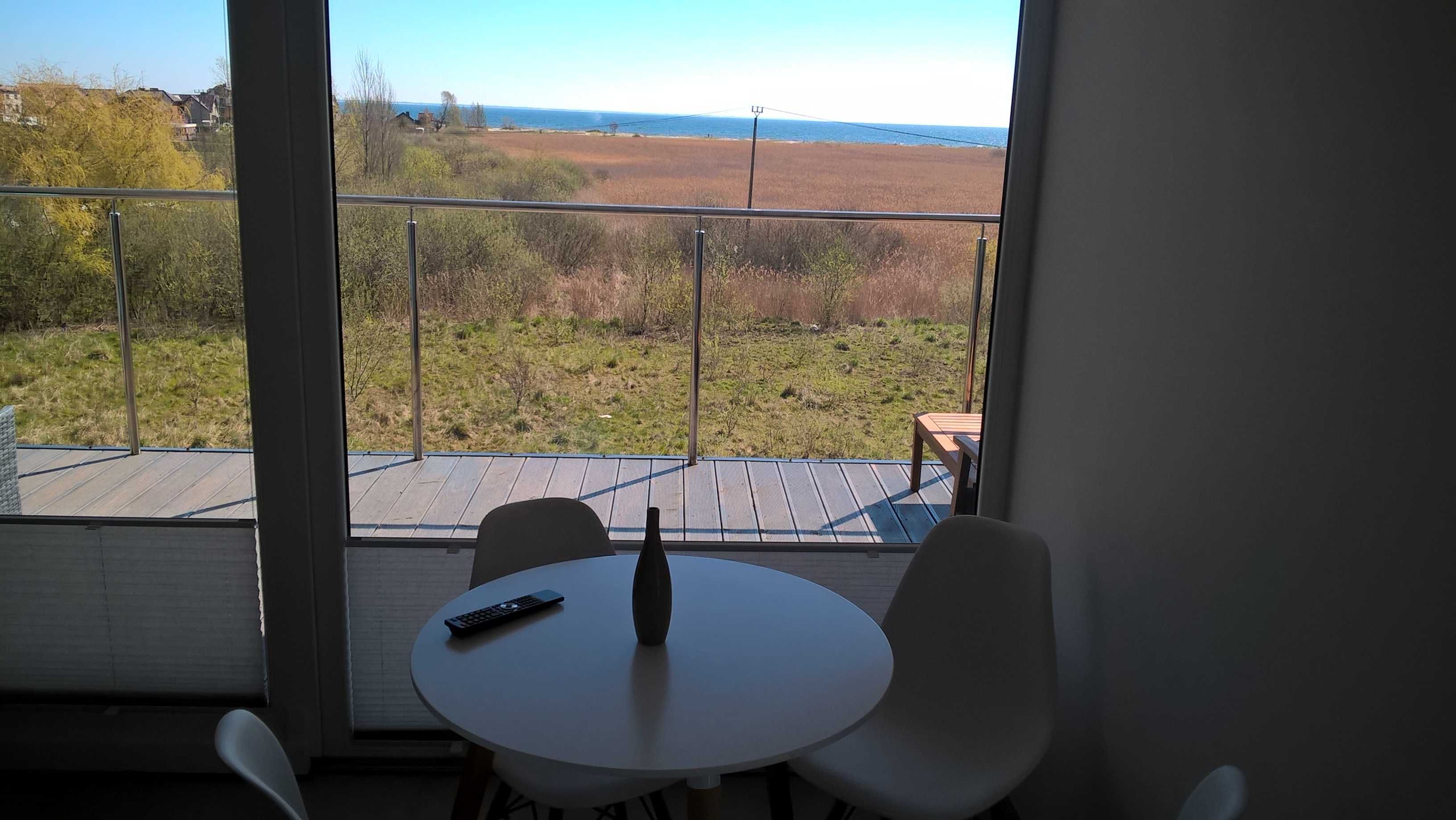 Apartamenty z tarasami i widokami na Zatokę Gdańską 150m. od plaży