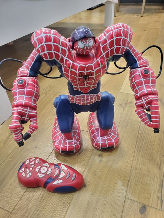 Робот интерактивный человек паук  спайдер сапиен spider sapien WowWee